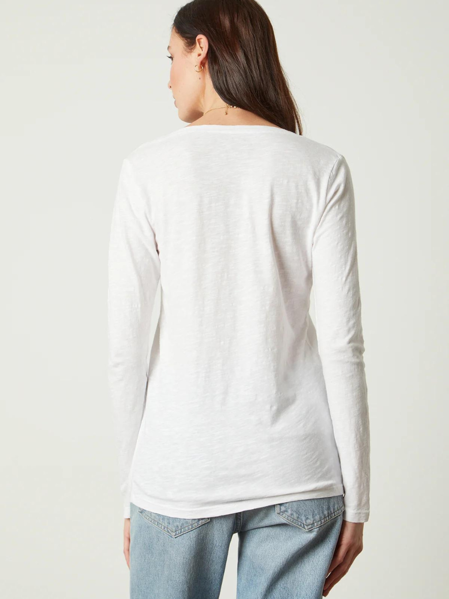 BLAIRE LS V-NECK TOP WHITE