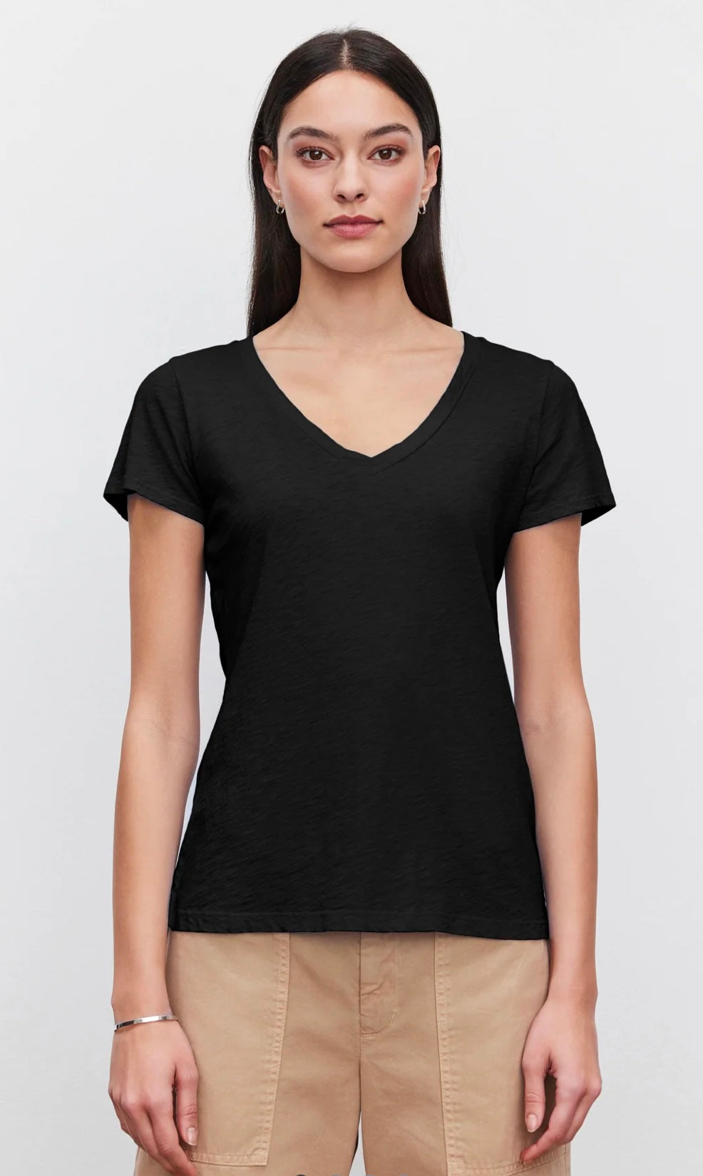 Lilith V-neck T-shirt BLACK