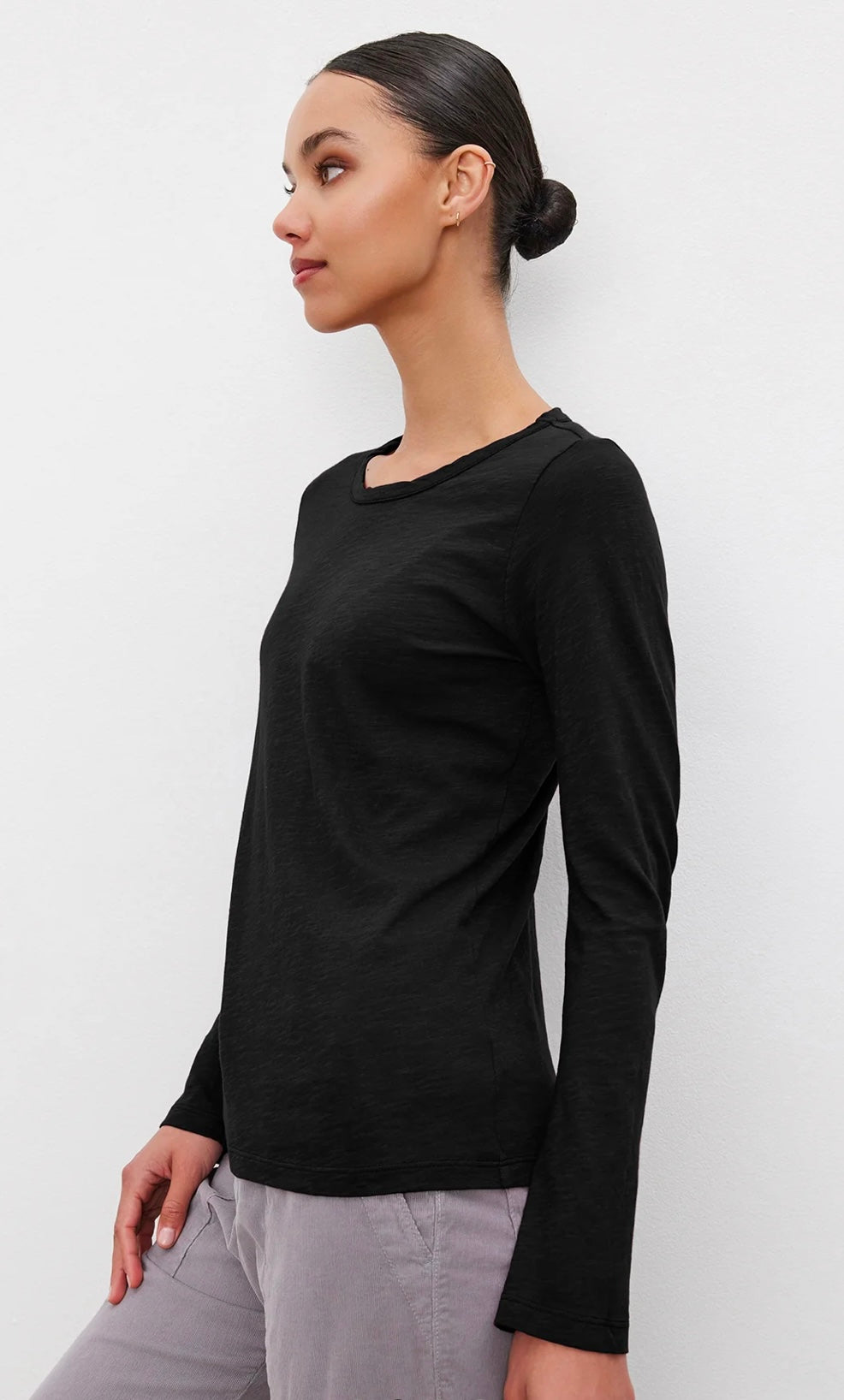 Lizzie LS crew neck tee BLACK