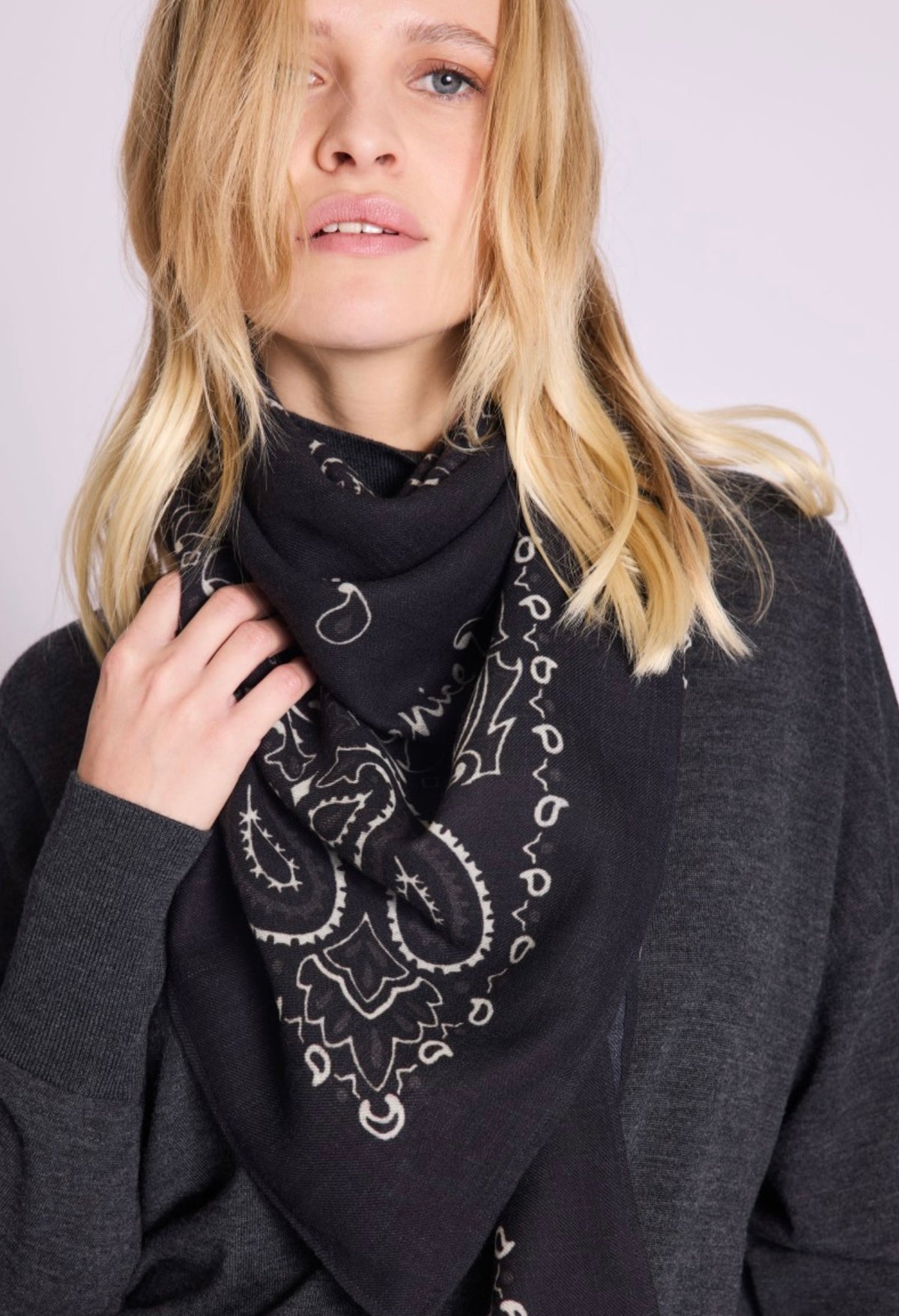 Bandana scarf BLACK