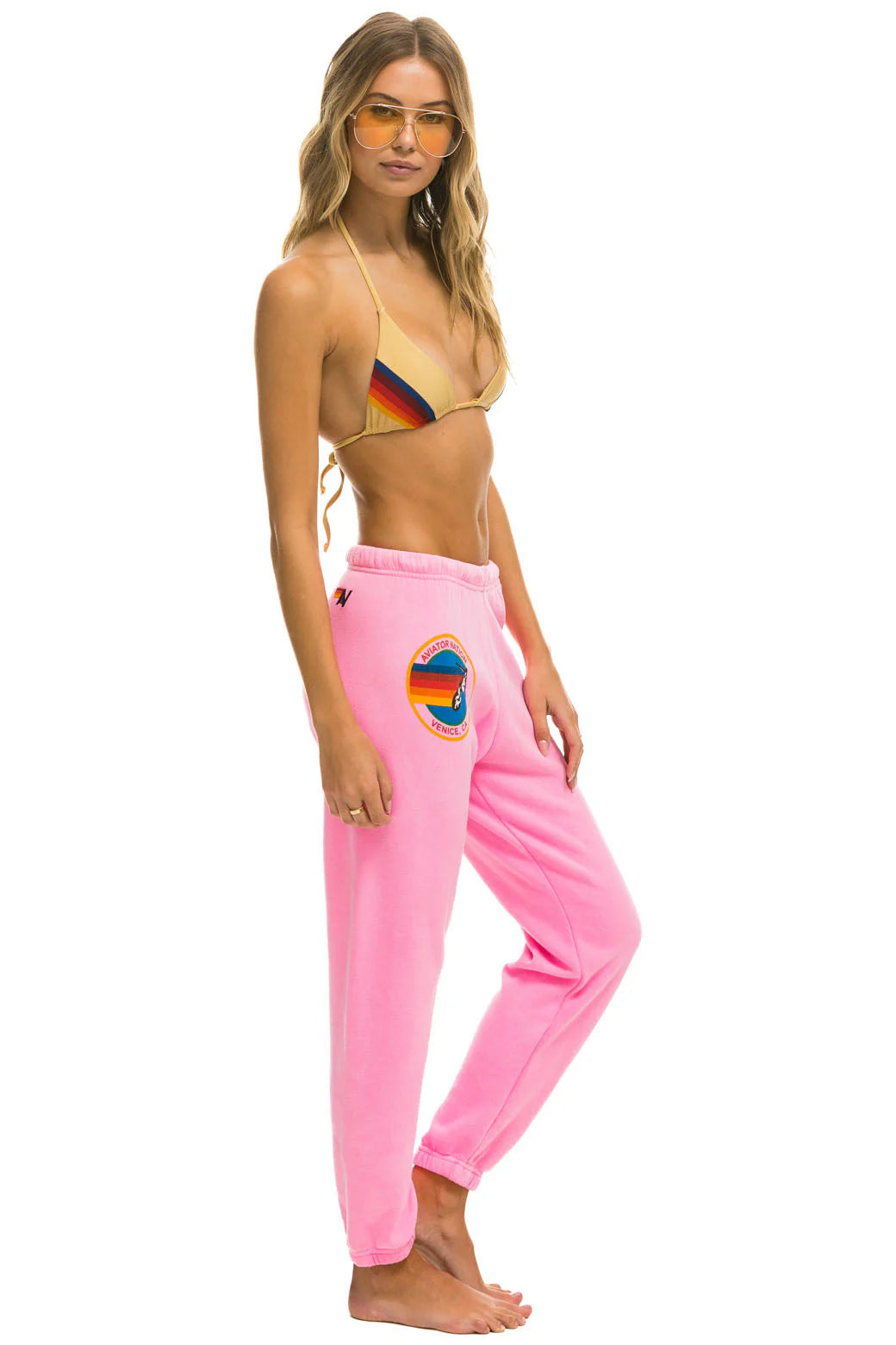 AV WOMENS SWEATPANT NEON PINK