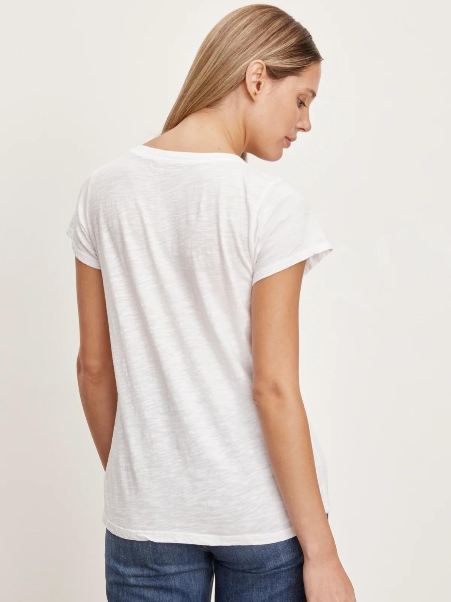 JILIAN S/S V NECK TOP WHITE